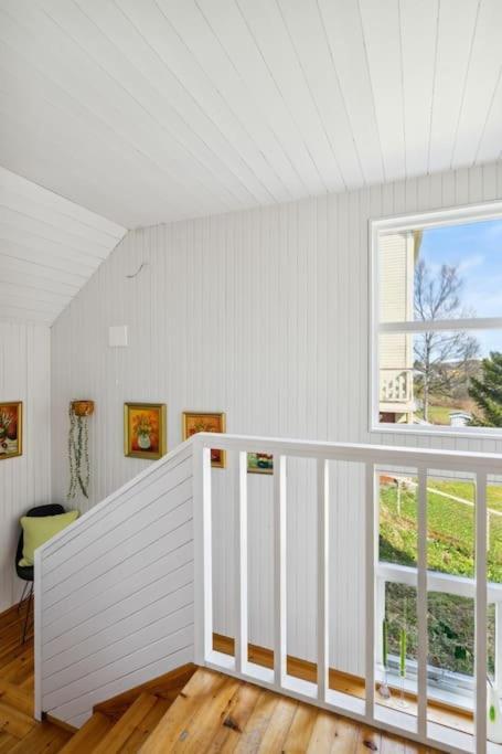 Cozy Little House In Tromso City Esterno foto